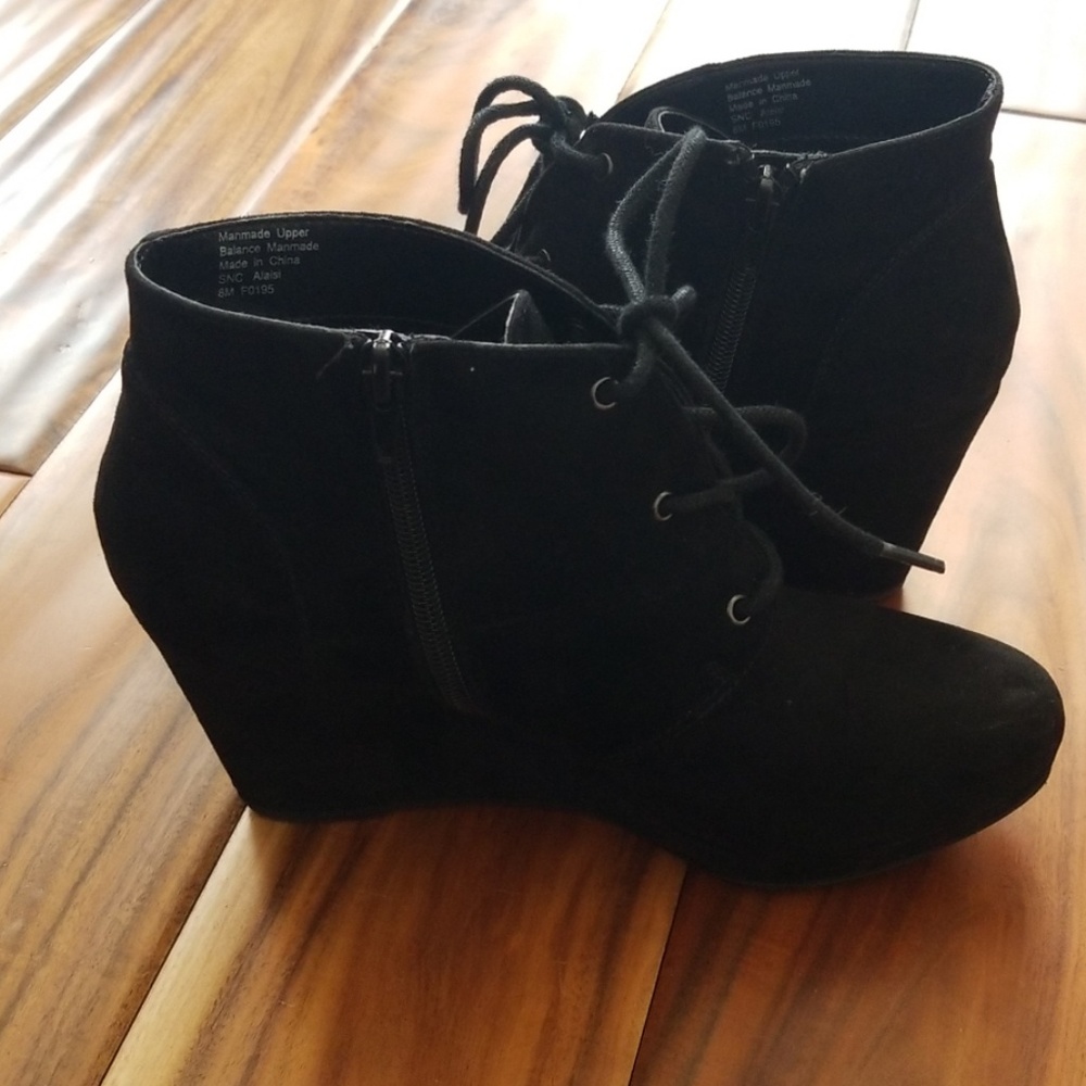 Booties - Picture 3 of 3
